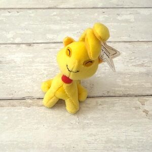 Neopets Yellow Aisha Mcdonald’s Happy Meal Toy Collectible 2004 Kids NEW